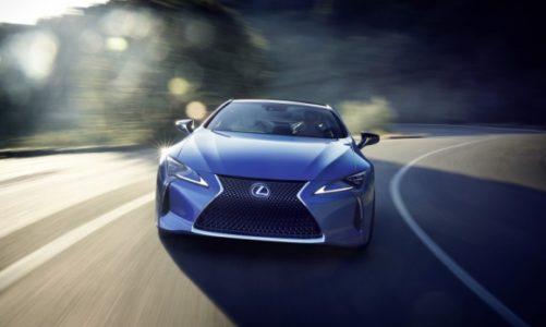 Lexus LC 500H i prezentcja nowej generacji napędu hybrydowego.