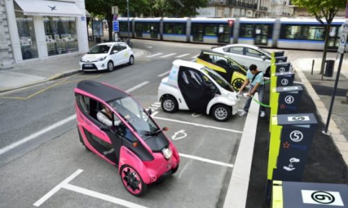 Car-sharing Toyoty w Grenoble ma szanse na komercjalizację