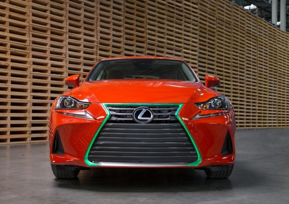 Najostrzejszy Lexus w historii – Sriracha IS