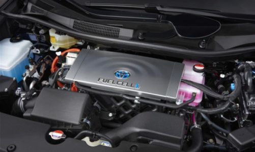 Toyota zbuduje auta elektryczne, ale nadal stawia na hybrydy i wodór