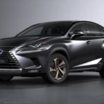 Na wystawie motoryzacyjnej Auto Shanghai 2017 Lexus przedstawił odświeżoną wersj