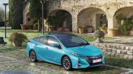 Amerykanie kupują Priusa Prime na pniu BIZNES, Motoryzacja - Toyota Prius Prime, amerykańska wersja Priusa Plug-in Hybrid, zadebiutowała na rynku w USA w listopadzie ubiegłego roku i szybko znalazła się na liście bestsellerów.