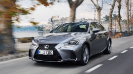 Lexus i Toyota liderami wartości rezydualnej w rankingu J.D. Power BIZNES, Motoryzacja - W tegorocznym rankingu J.D. Power Resale Value Awards pierwsze miejsca w swoich kategoriach zajęło aż pięć modeli Lexusa i cztery modele Toyoty, plasując te japońskie marki na dwóch najwyższych pozycjach w zestawieniu producentów pod względem tzw. wartości rezydualnej samochodów.