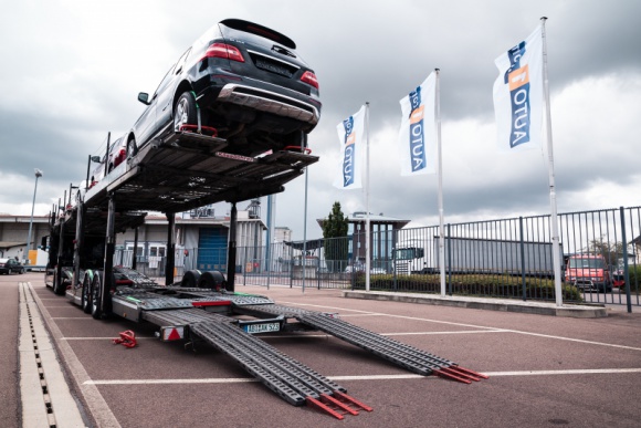 AUTO1 Group digitalizuje polski rynek handlu samochodami.